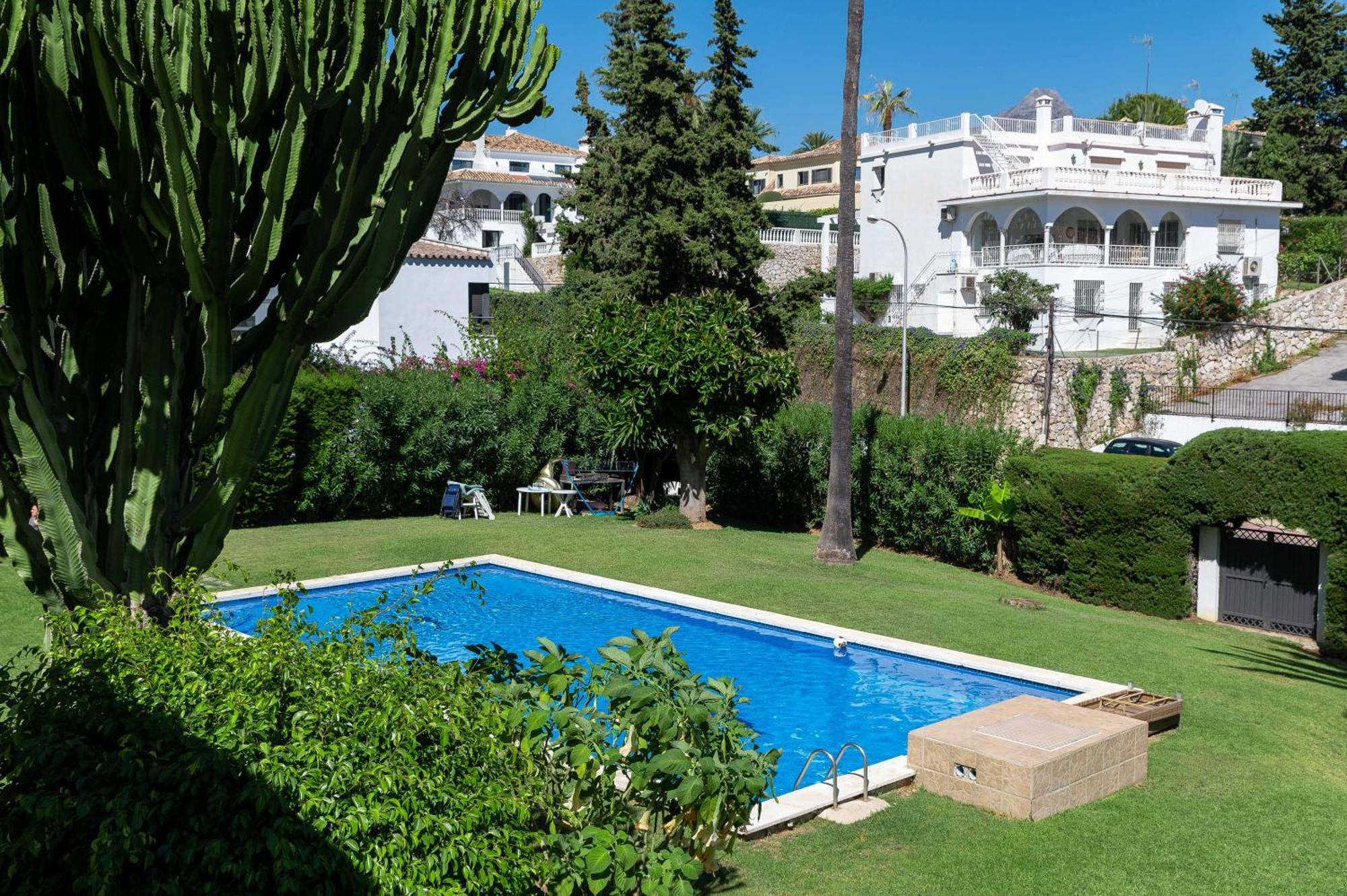 Xpce Jazmines De Nueva Andalucia Marbellac